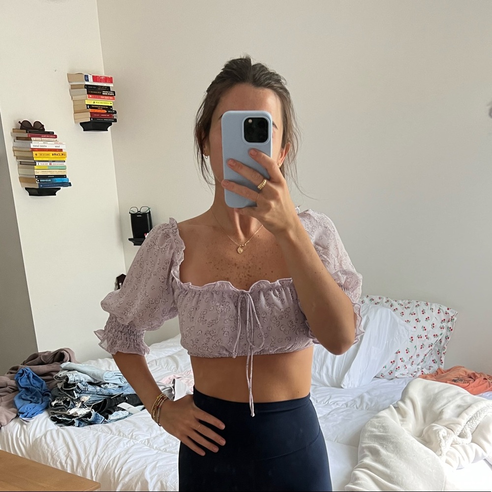 Floral purple cropped off the shoulder top from saboskirt.